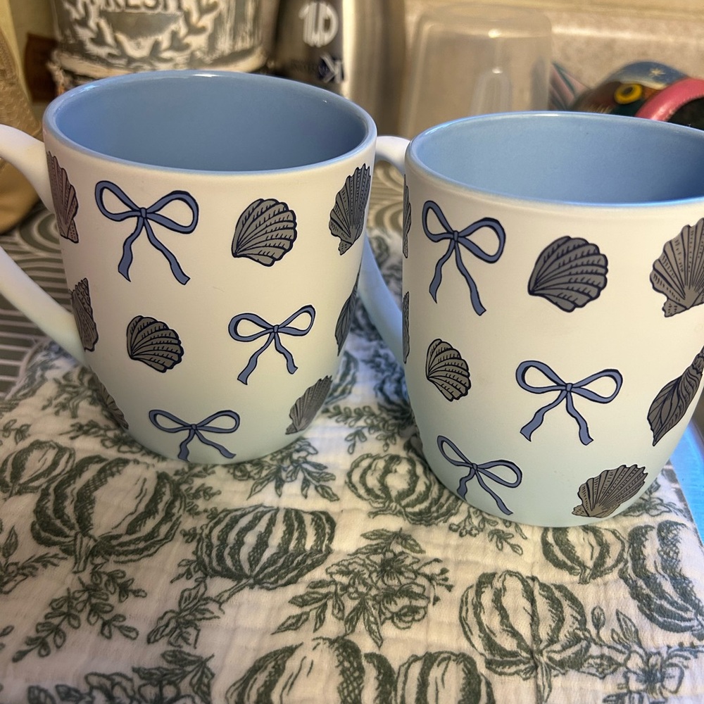 Blue and White Bow and Shell Patterned Mugs